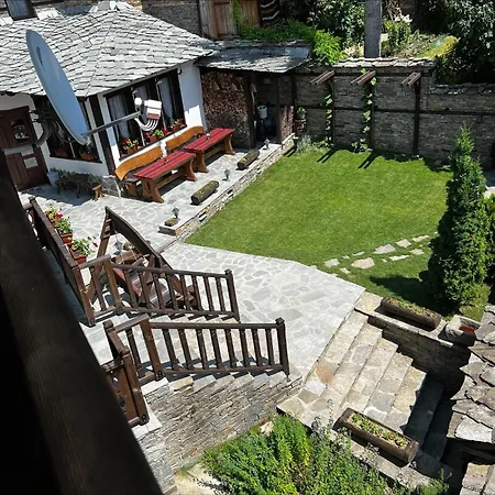 кондеви къщи Guest house *