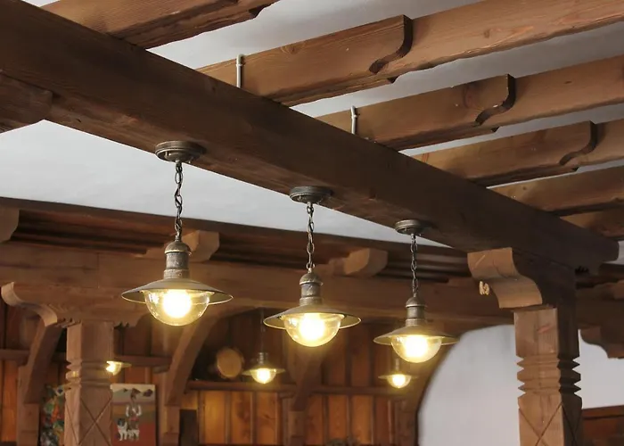 Guest house кондеви къщи *