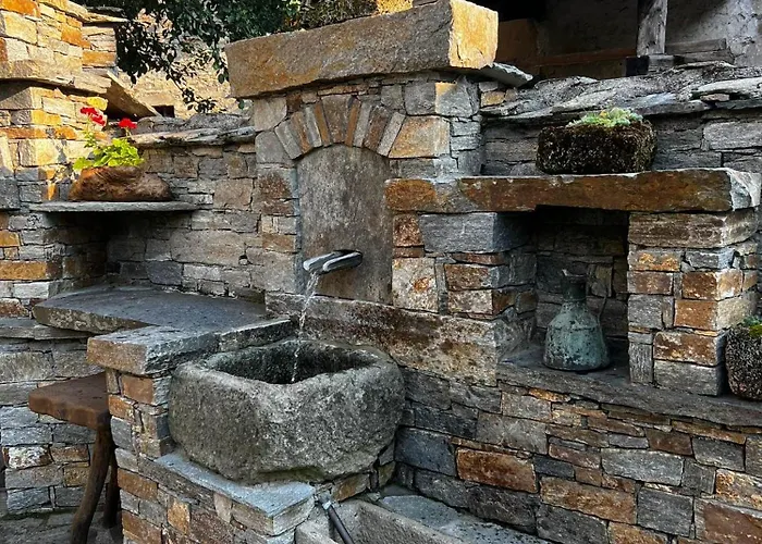 кондеви къщи *