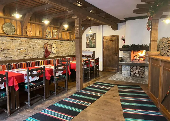 кондеви къщи Guest house Kovacevica