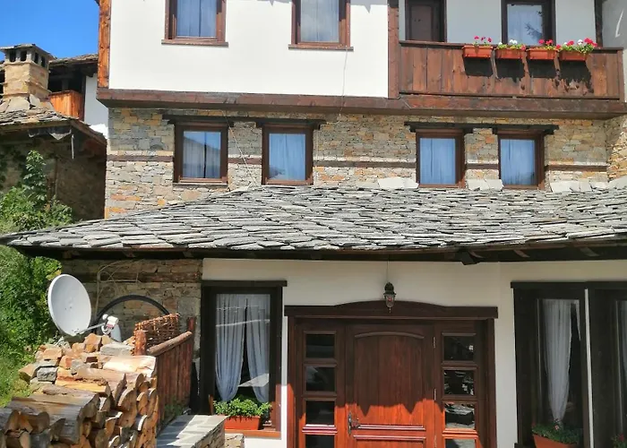 кондеви къщи * Kovacevica