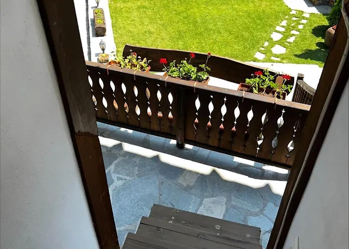 Guest house кондеви къщи