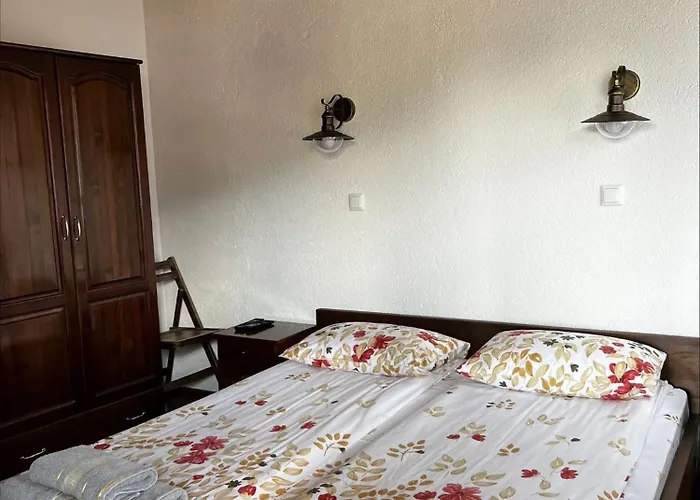 кондеви къщи * Kovacevica