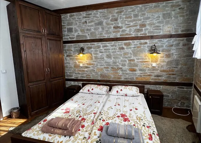 кондеви къщи * Kovacevica