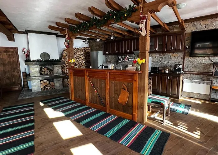 кондеви къщи