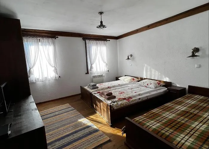 Guest house кондеви къщи Kovacevica